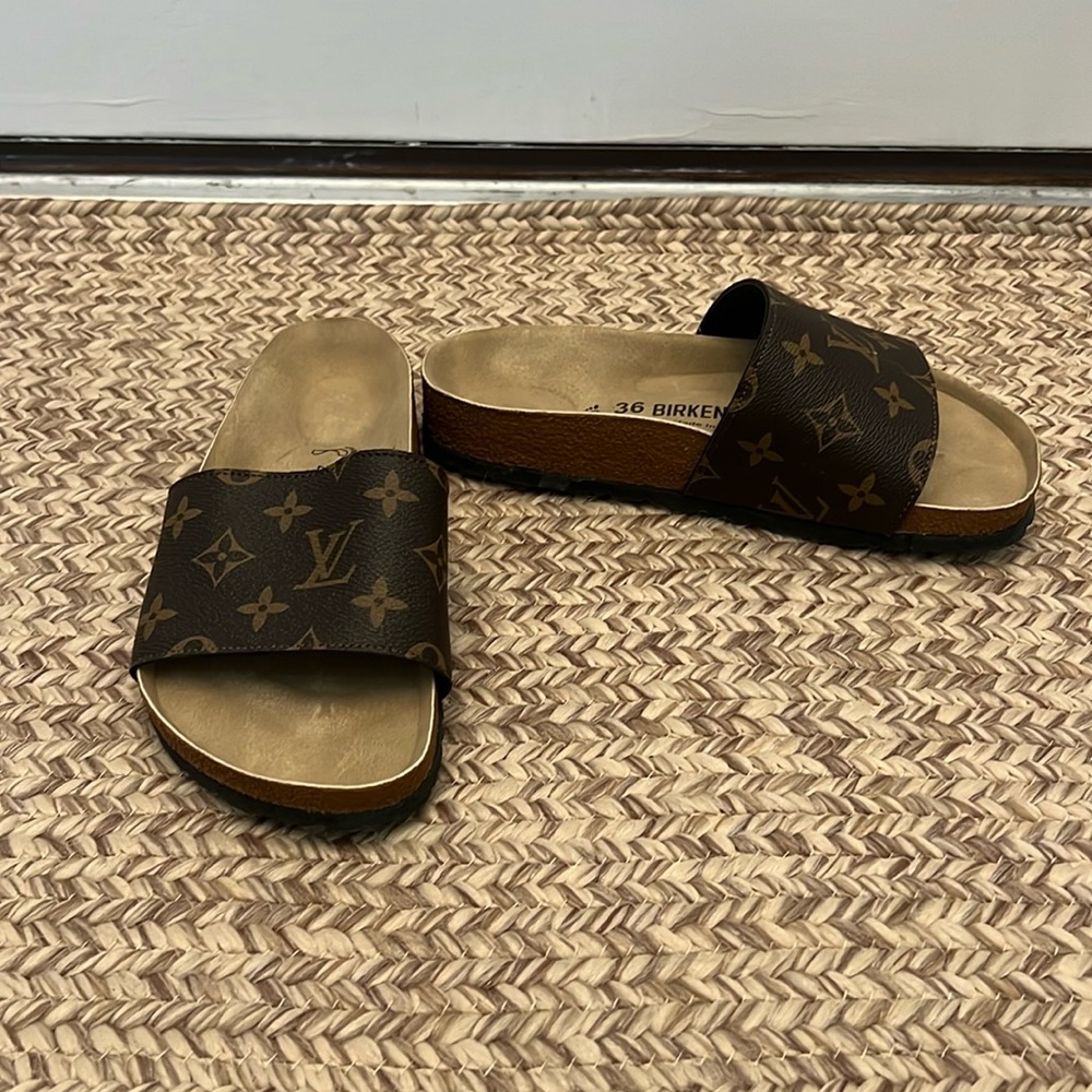 NWOT Birkenstocks with LV leather strap size 36